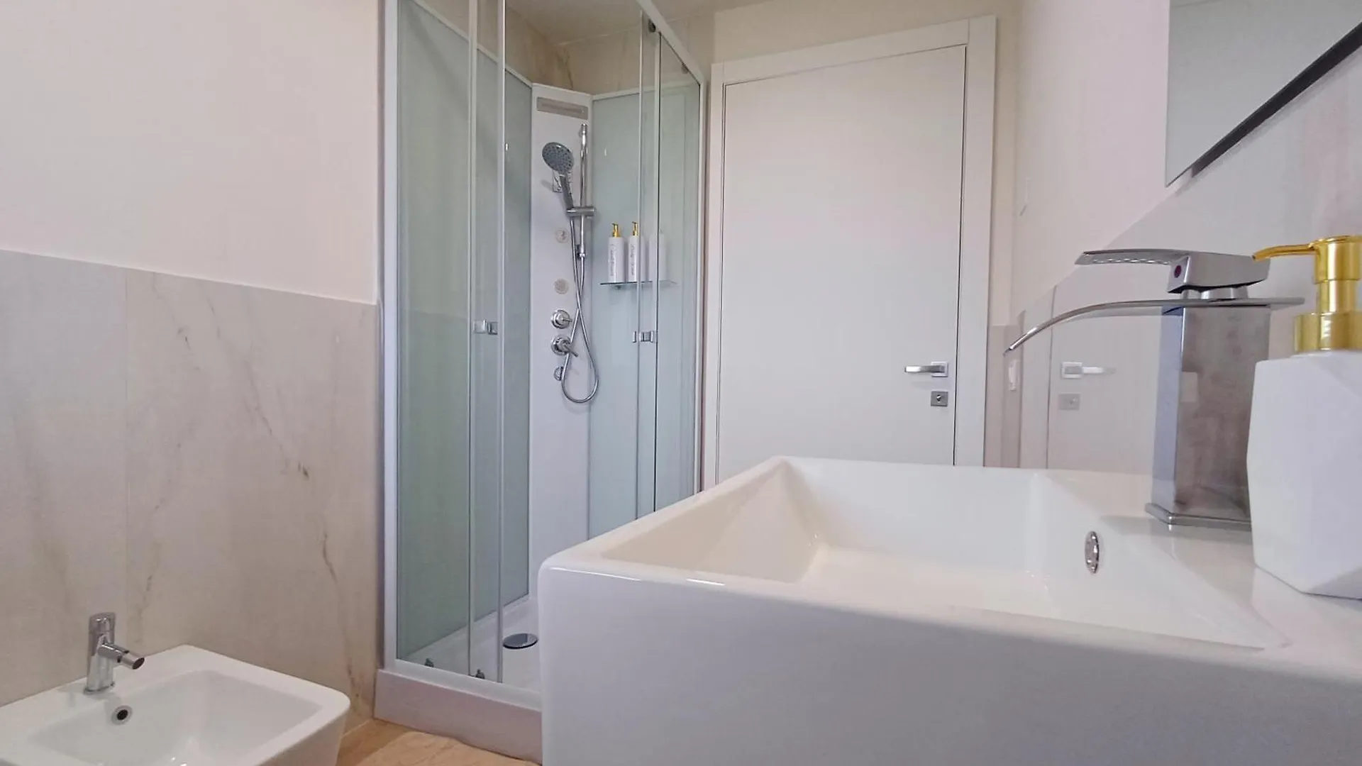Secret Sunset - Brand New 2025 House Hotel Padova 0*,